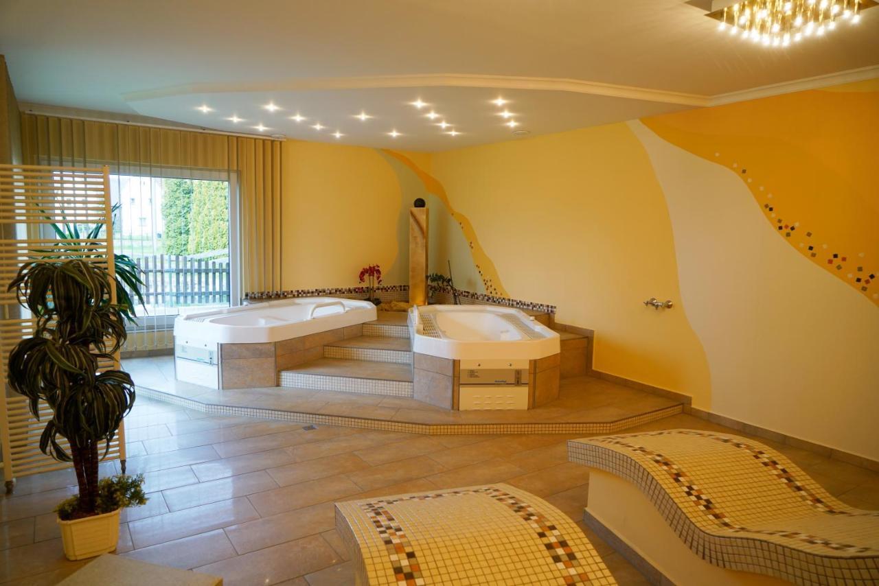 Hotel & Pension Assmann Hochkirch Екстер'єр фото