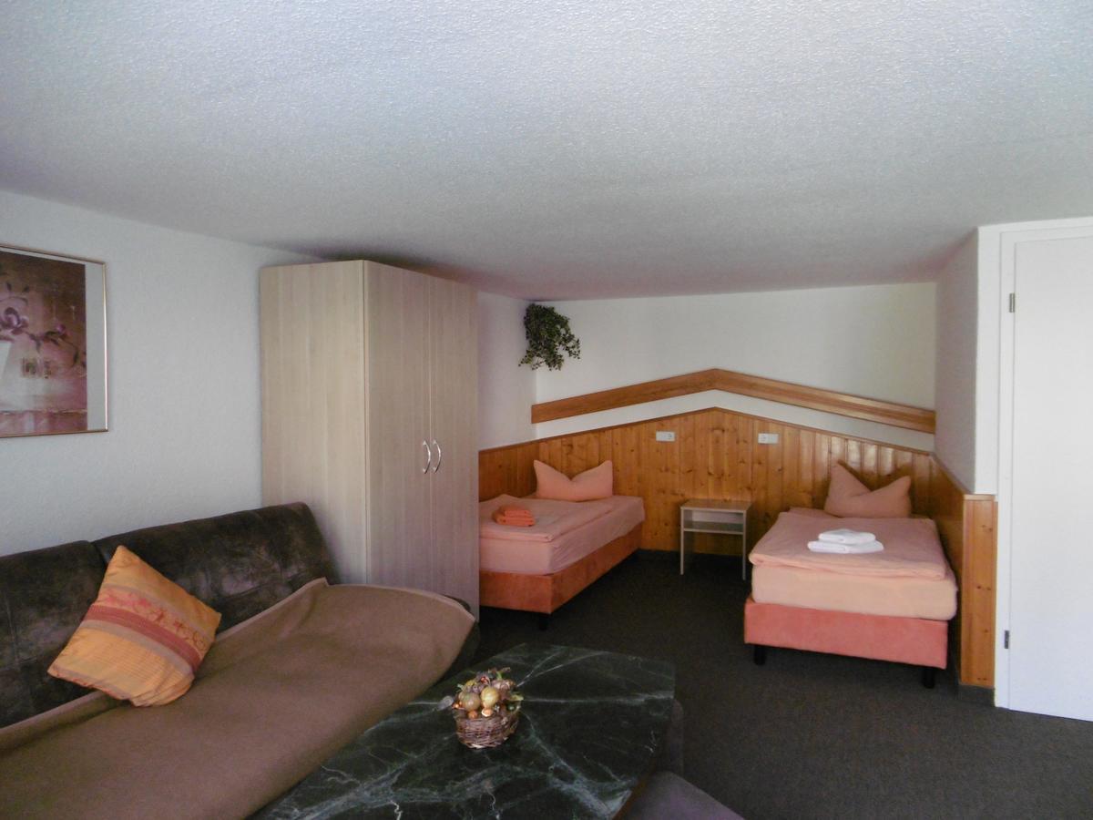 Hotel & Pension Assmann Hochkirch Екстер'єр фото