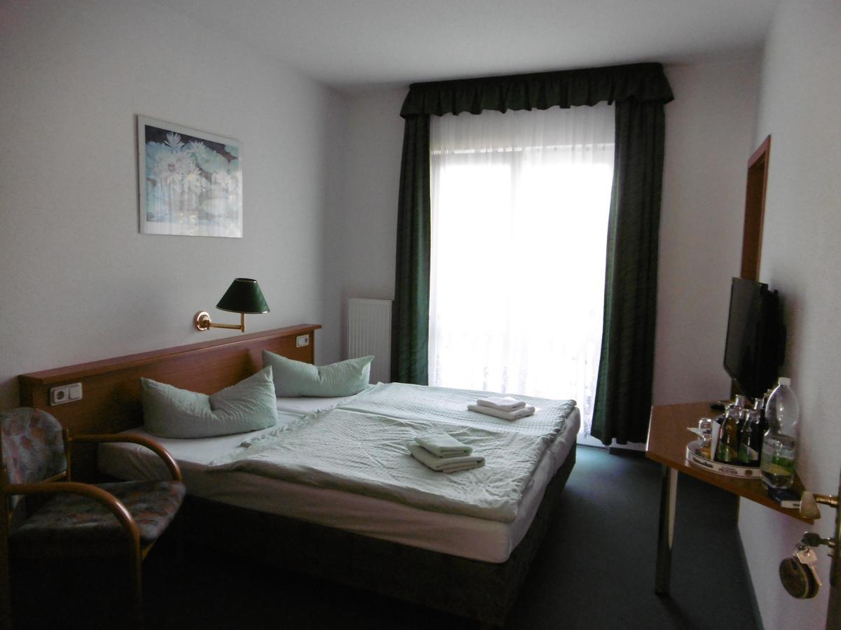 Hotel & Pension Assmann Hochkirch Екстер'єр фото