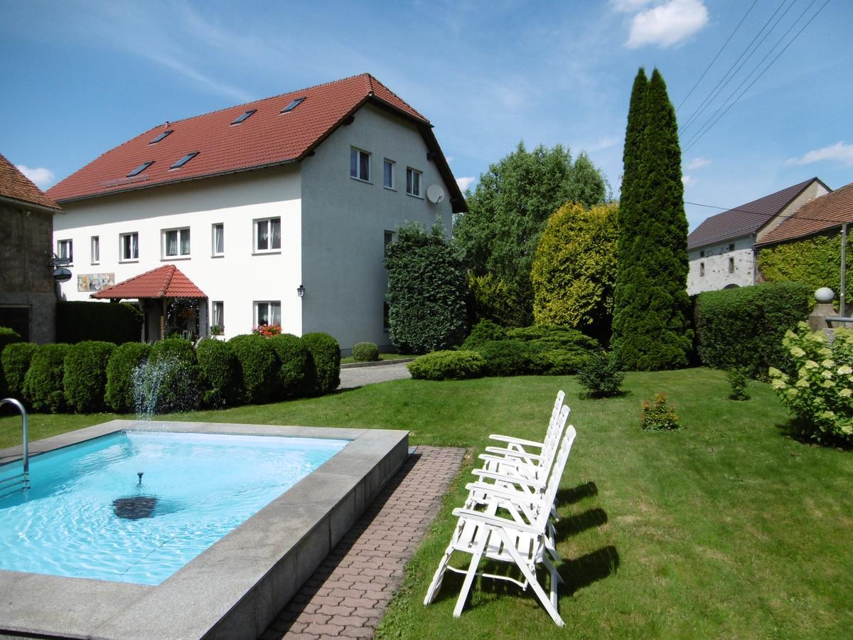 Hotel & Pension Assmann Hochkirch Екстер'єр фото